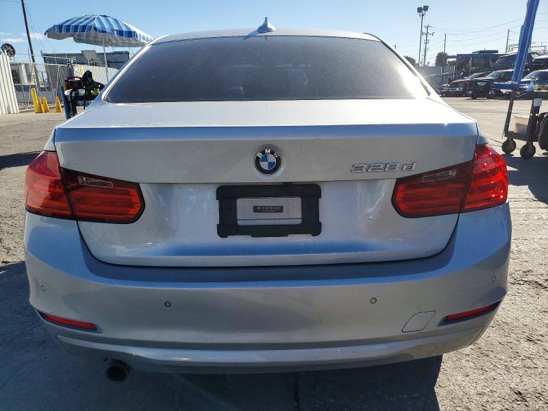 Photo 6 from auction – 2014 BMW 328 D with VIN WBA3D3C50EK156526