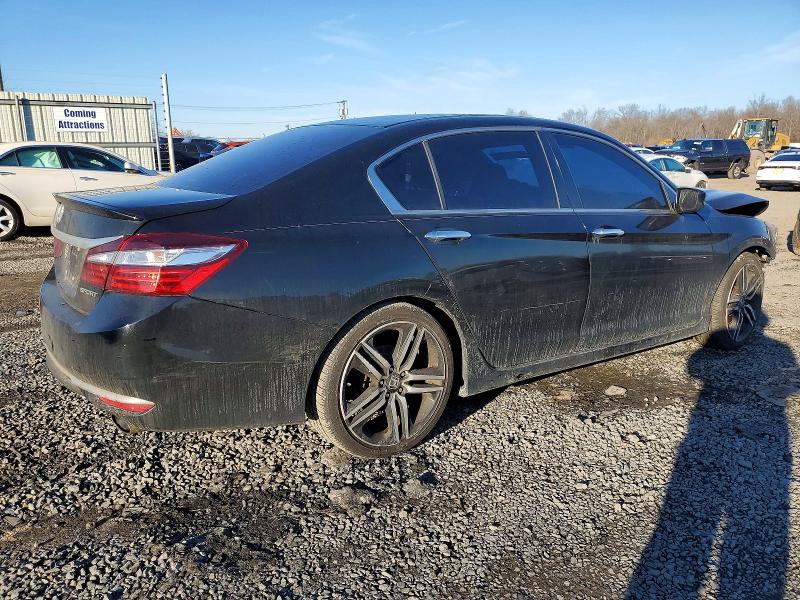 Photo 3 from auction – 2017 HONDA ACCORD SPO with VIN 1HGCR2F52HA243463