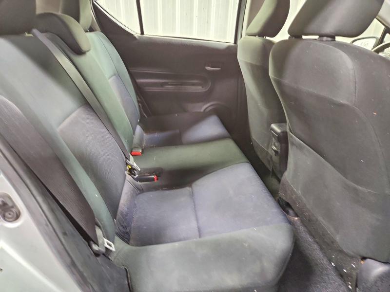 Photo 10 from auction – 2016 TOYOTA PRIUS C with VIN JTDKDTB31G1118312