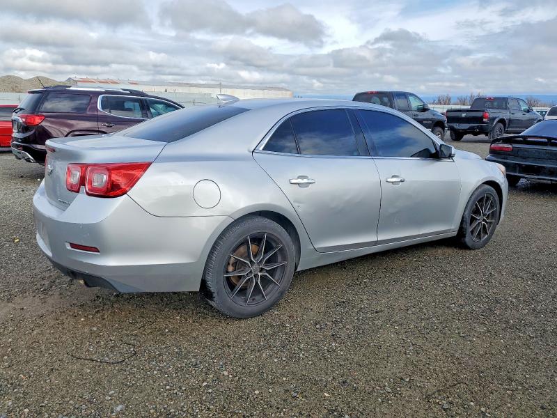 Photo 3 from auction – 2015 CHEVROLET MALIBU LTZ with VIN 1G11F5SL3FU149455