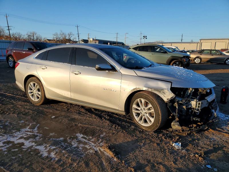 Photo 4 from auction – 2018 CHEVROLET MALIBU LT with VIN 1G1ZD5ST2JF241193