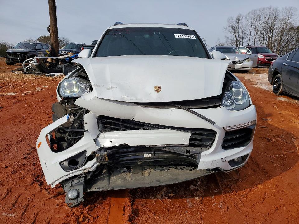 Photo 5 from auction – 2016 PORSCHE CAYENNE S with VIN WP1AB2A27GLA96646