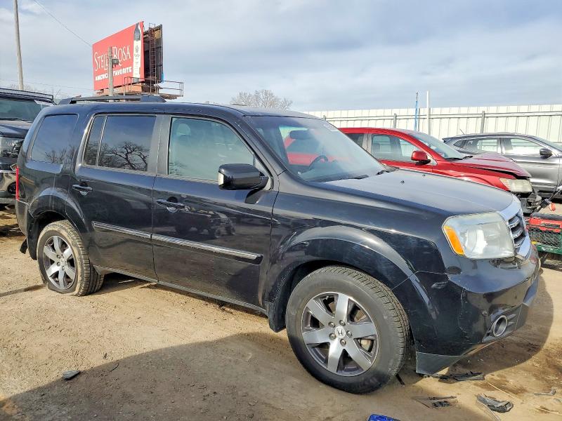 Photo 4 from auction – 2012 HONDA PILOT TOUR with VIN 5FNYF4H90CB010559
