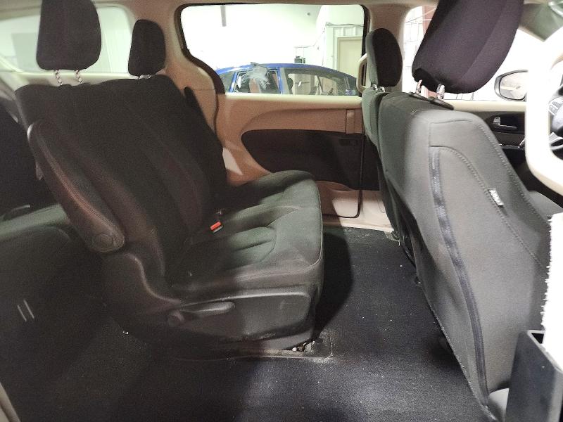 Photo 11 from auction – 2018 CHRYSLER PACIFICA L with VIN 2C4RC1AG0JR274550