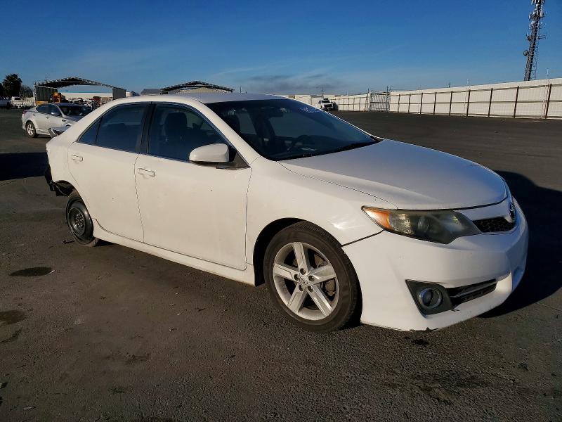 Photo 4 from auction – 2013 TOYOTA CAMRY L with VIN 4T1BF1FK3DU697969