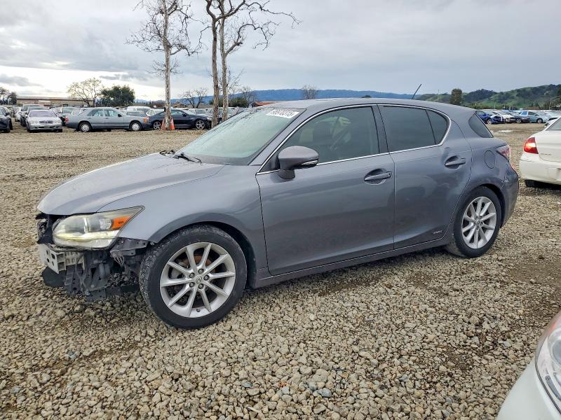 LEXUS CT 2013 with VIN JTHKD5BH8D2166157 - Photo from auction