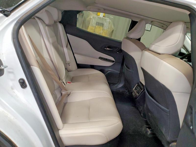 Photo 10 from auction – 2024 TOYOTA CROWN XLE with VIN JTDAAAAF2R3019607