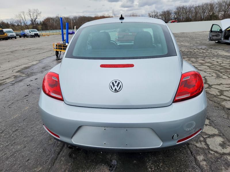 Photo 6 from auction – 2014 VOLKSWAGEN BEETLE with VIN 3VWJX7AT5EM631393