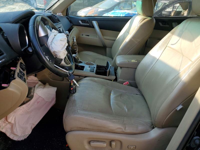 Photo 7 from auction – 2012 TOYOTA HIGHLANDER with VIN 5TDBK3EH1CS131426