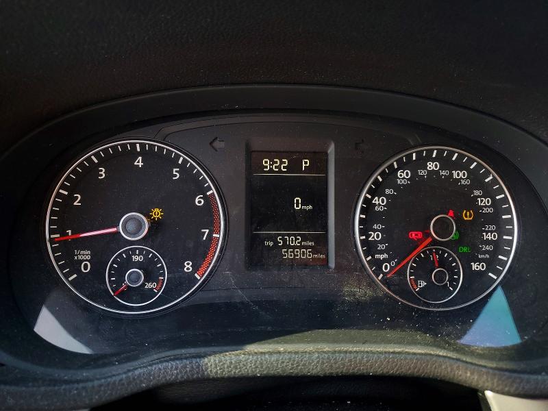 Photo 9 from auction – 2014 VOLKSWAGEN PASSAT S with VIN 1VWAT7A31EC104433