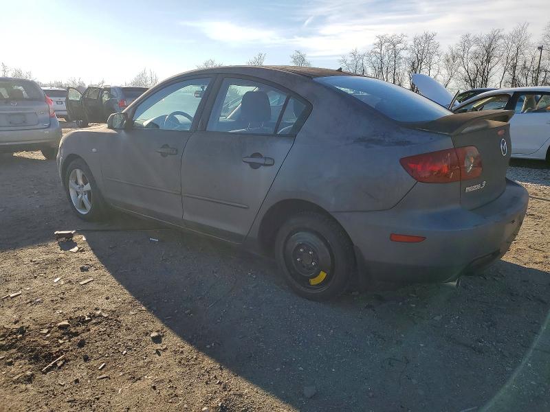 Photo 2 from auction – 2005 MAZDA 3 with VIN JM1BK32FX51275592