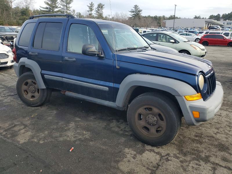 Photo 4 from auction – 2005 JEEP LIBERTY SP with VIN 1J4GL48K35W658087