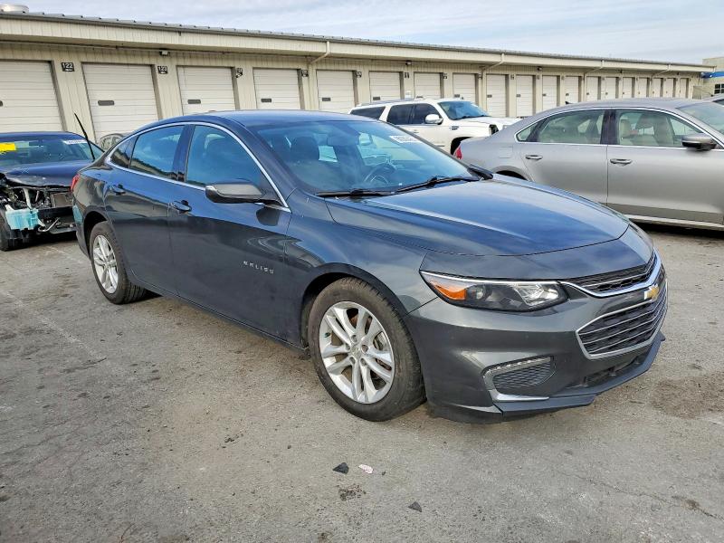 Photo 4 from auction – 2018 CHEVROLET MALIBU LT with VIN 1G1ZD5ST3JF193235