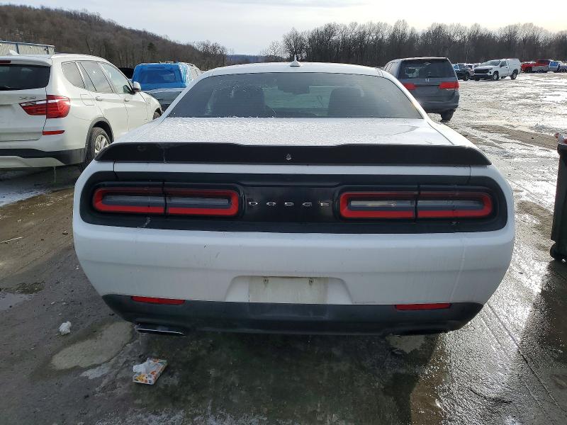 Photo 6 from auction – 2015 DODGE CHALLENGER with VIN 2C3CDZBT5FH744344