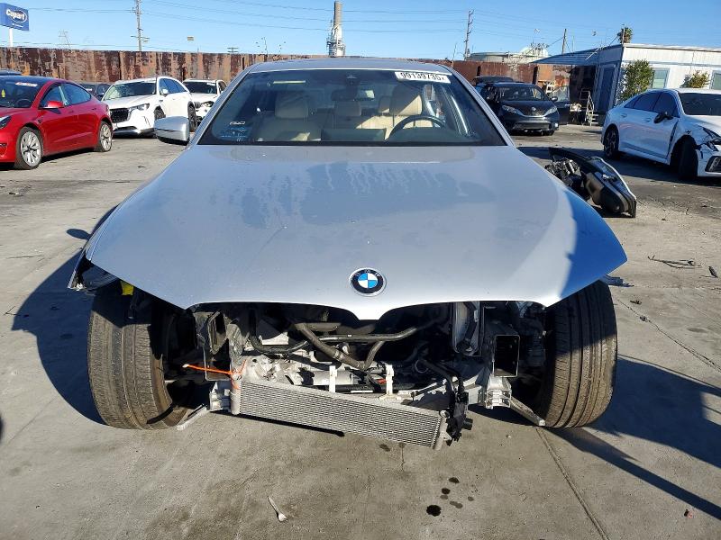 Photo 5 from auction – 2021 BMW 530E with VIN WBA13AG01MCG53206