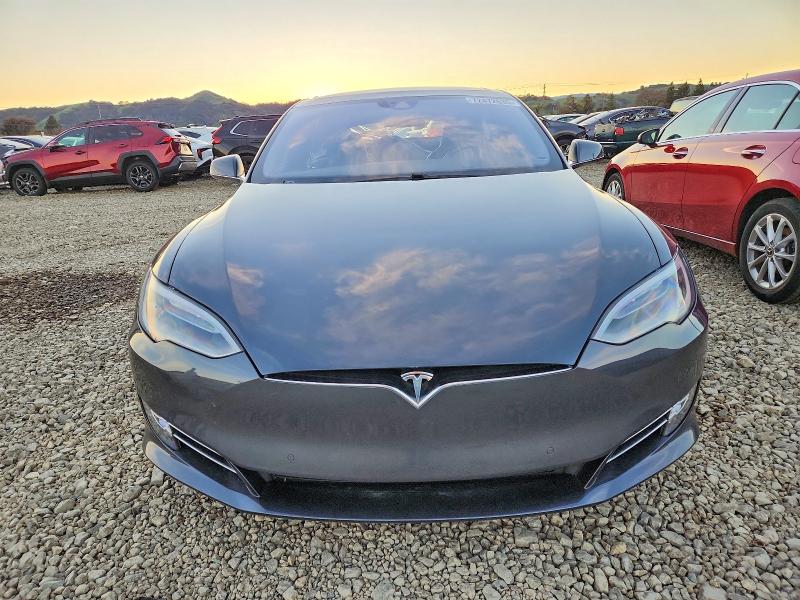 Photo 5 from auction – 2016 TESLA MODEL S with VIN 5YJSA1E23GF161072