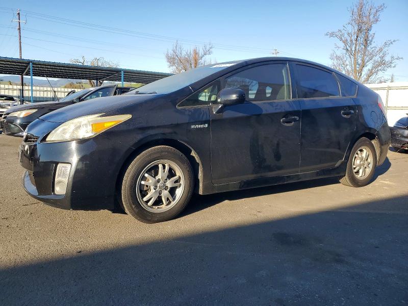 TOYOTA PRIUS 2011 مع رقم تعريف المركبة JTDKN3DU1B0253078 - صورة من المزاد