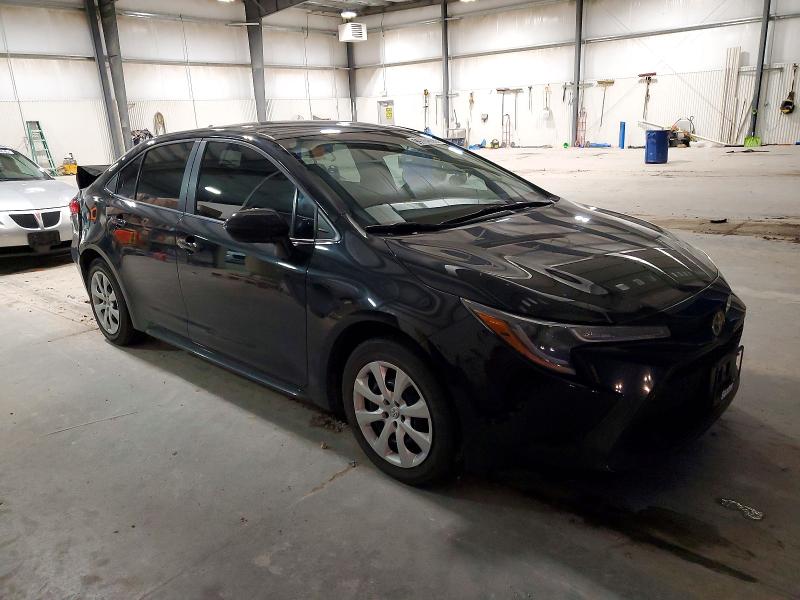 Photo 4 from auction – 2022 TOYOTA COROLLA LE with VIN 5YFEPMAE2NP326253