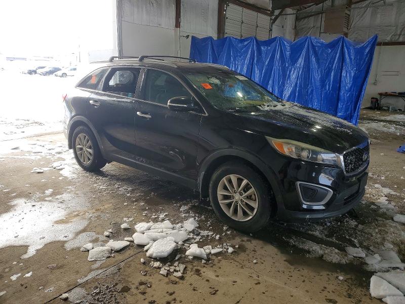 Photo 4 from auction – 2017 KIA SORENTO LX with VIN 5XYPG4A58HG288643