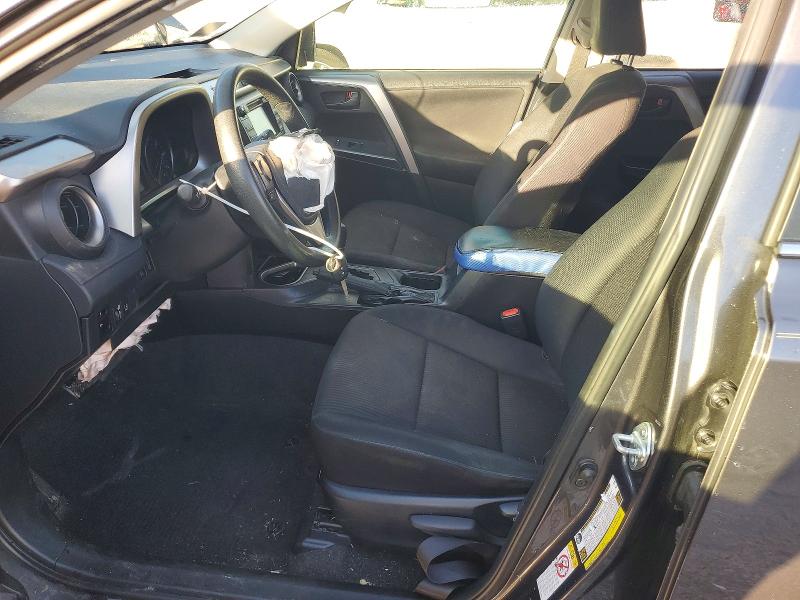 Photo 7 from auction – 2017 TOYOTA RAV4 with VIN JTMZFREVXHJ124894
