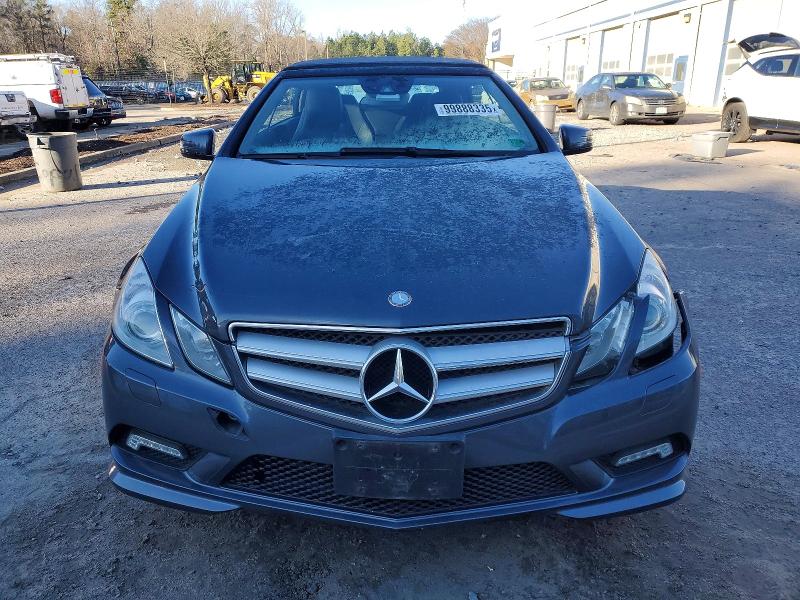 Photo 5 from auction – 2011 MERCEDES-BENZ E 550 with VIN WDDKK7CF9BF052583