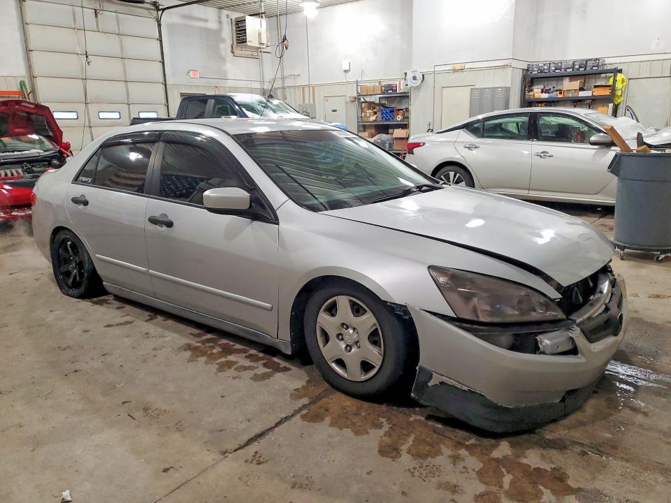 Photo 4 from auction – 2005 HONDA ACCORD with VIN 1HGCM554X5A097835