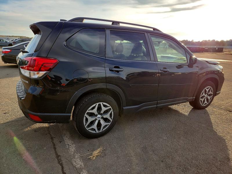 Photo 3 from auction – 2021 SUBARU FORESTER P with VIN JF2SKAJC5MH559506
