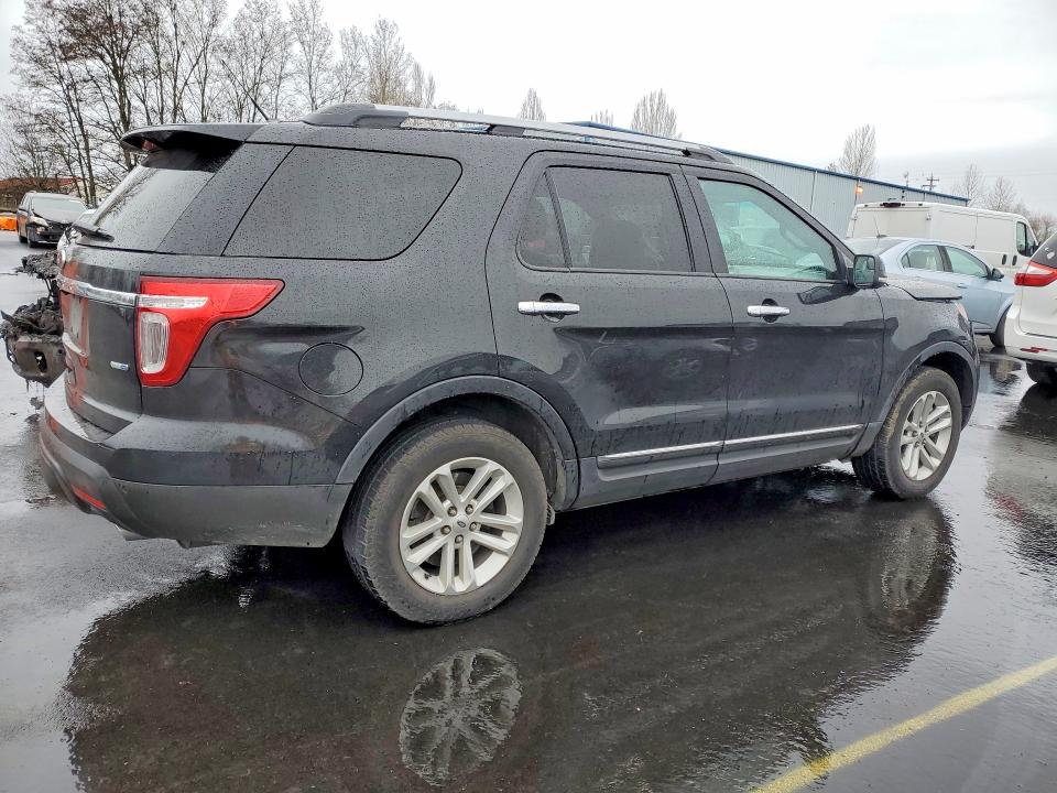 Photo 3 from auction – 2014 FORD EXPLORER with VIN 1FM5K8D88EGB73791