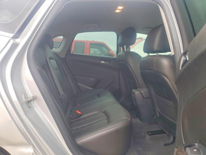 Photo 10 from auction – 2014 BUICK VERANO with VIN 1G4PS5SK0E4191306