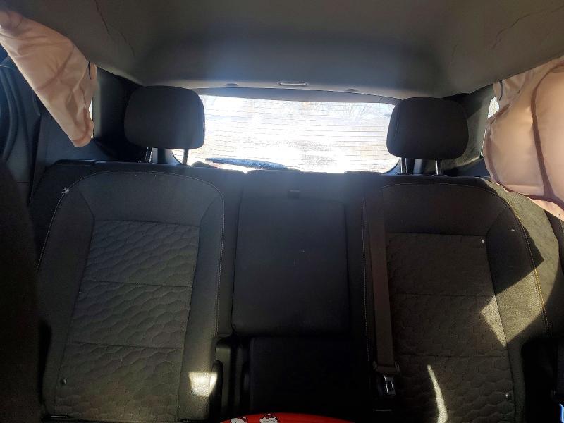 Photo 10 from auction – 2018 CHEVROLET EQUINOX LT with VIN 3GNAXJEV6JS628222