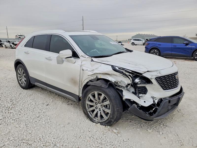 Photo 4 from auction – 2021 CADILLAC XT4 with VIN 1GYFZCR40MF056735