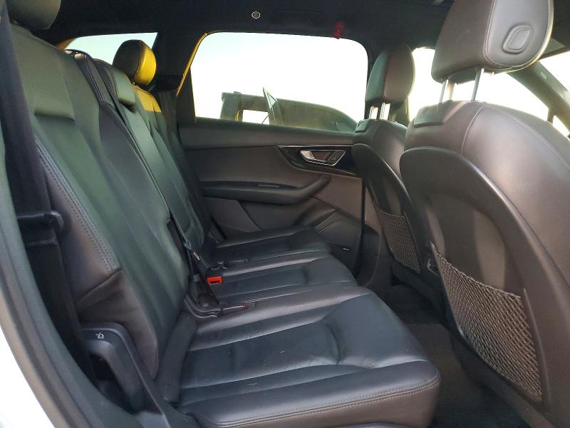 Photo 11 from auction – 2018 AUDI Q7 PREMIUM with VIN WA1LAAF72JD013390