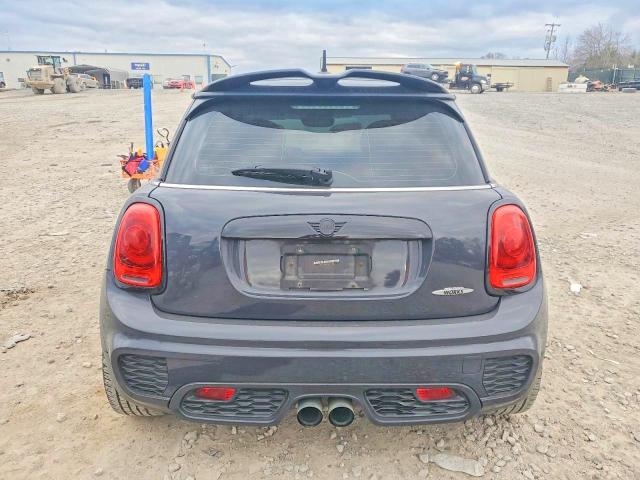 Photo 6 from auction – 2016 MINI COOPER with VIN WMWXM9C51GT996722