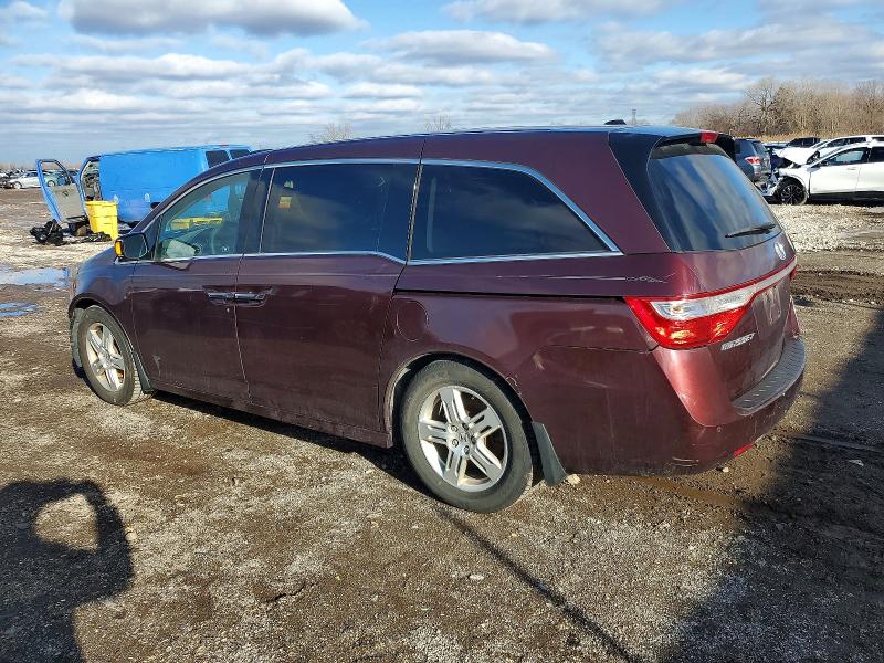 Photo 2 from auction – 2011 HONDA ODYSSEY TO with VIN 5FNRL5H96BB090225