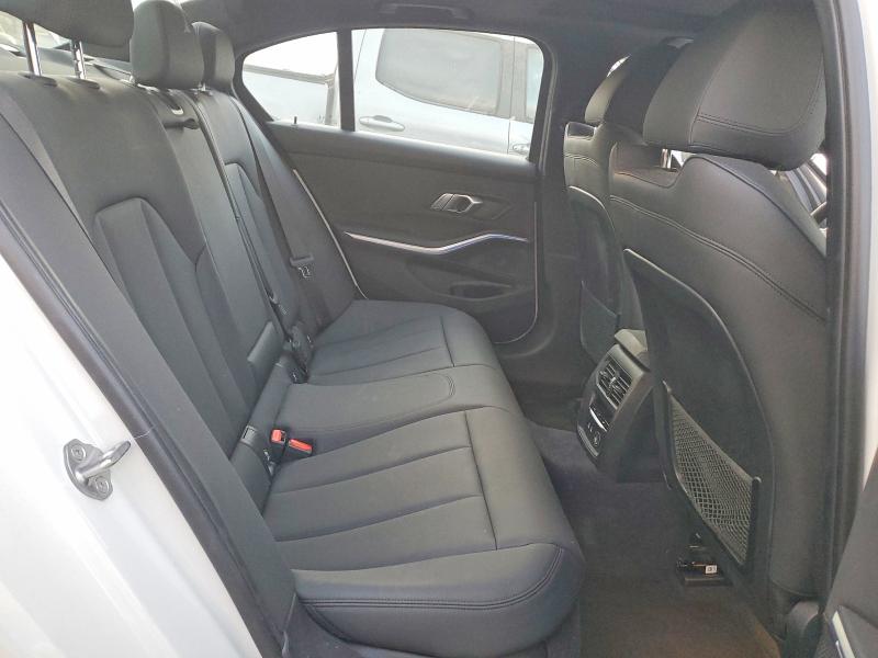 Photo 10 from auction – 2019 BMW 330I with VIN WBA5R1C57KFH15219