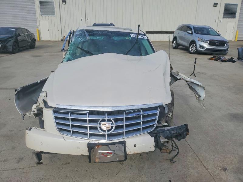 Photo 5 from auction – 2008 CADILLAC DTS with VIN 1G6KD57Y28U175489
