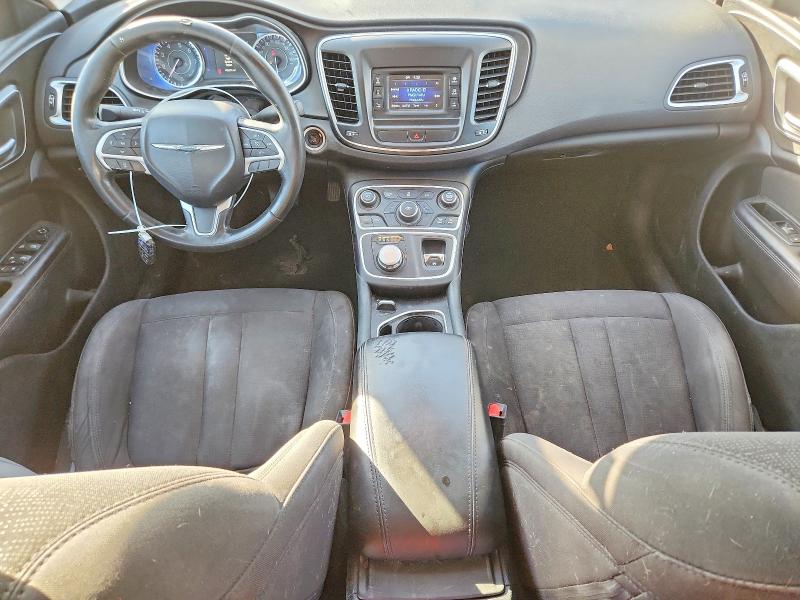 Photo 8 from auction – 2015 CHRYSLER 200 LIMITE with VIN 1C3CCCABXFN692032