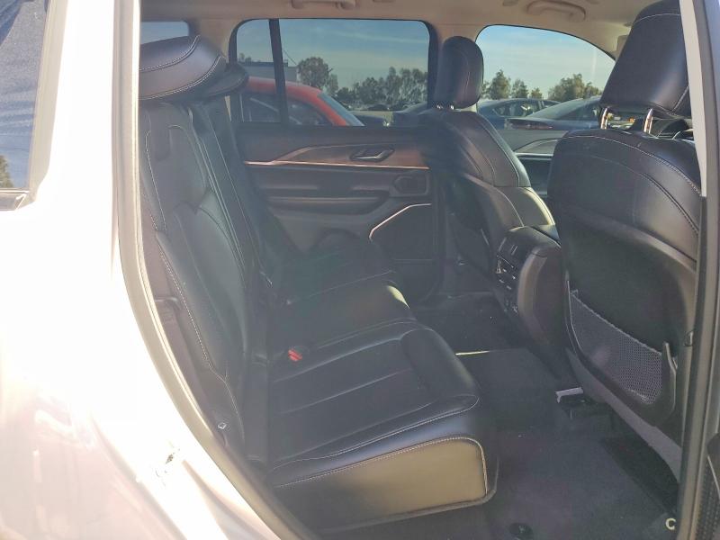 Photo 11 from auction – 2023 JEEP GRAND CHEROKEE with VIN 1C4RJGBG0PC521204