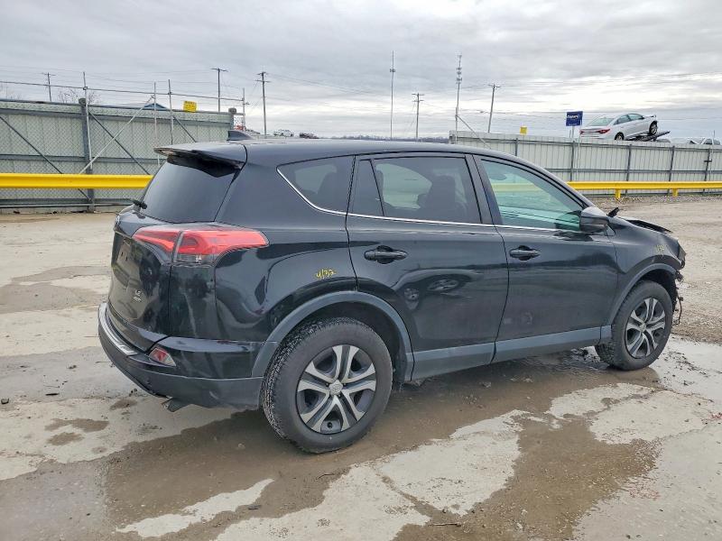 Photo 3 from auction – 2017 TOYOTA RAV4 LE with VIN 2T3BFREV4HW673350