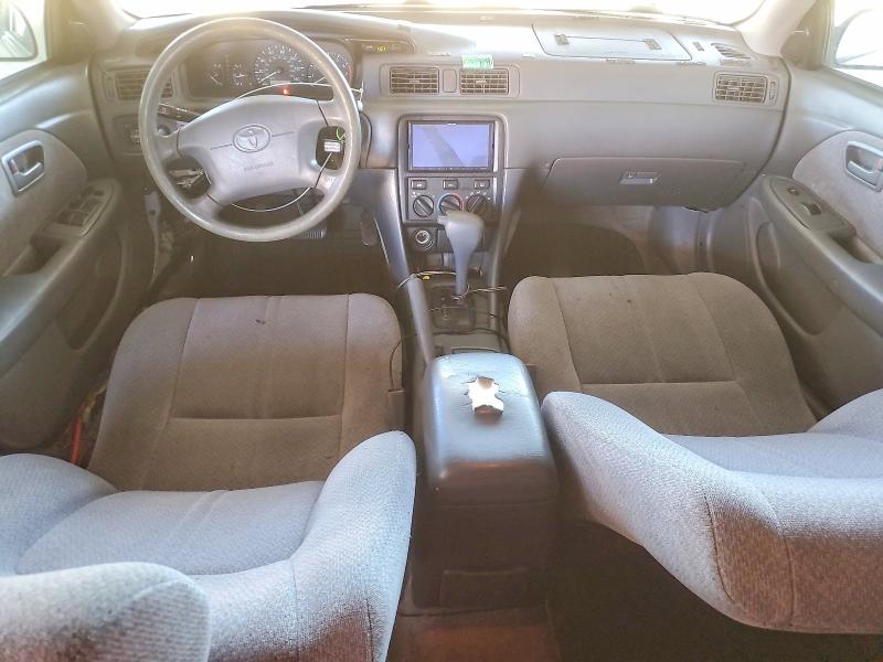 Photo 8 from auction – 2000 TOYOTA CAMRY CE with VIN JT2BG22K4Y0451063