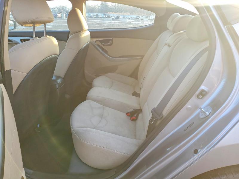 Photo 10 from auction – 2011 HYUNDAI ELANTRA GL with VIN 5NPDH4AEXBH016921