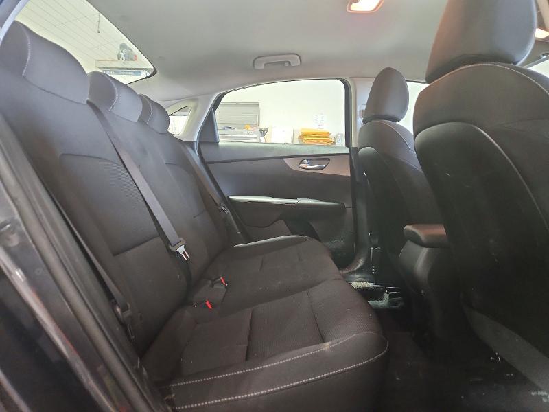 Photo 10 from auction – 2019 KIA FORTE with VIN 3KPF24AD8KE057490