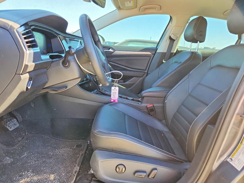 Photo 7 from auction – 2022 VOLKSWAGEN JETTA with VIN 3VWEM7BU2NM007813
