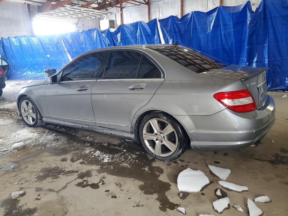 Photo 2 from auction – 2011 MERCEDES-BENZ C 300 4MAT with VIN WDDGF8BB2BR183853