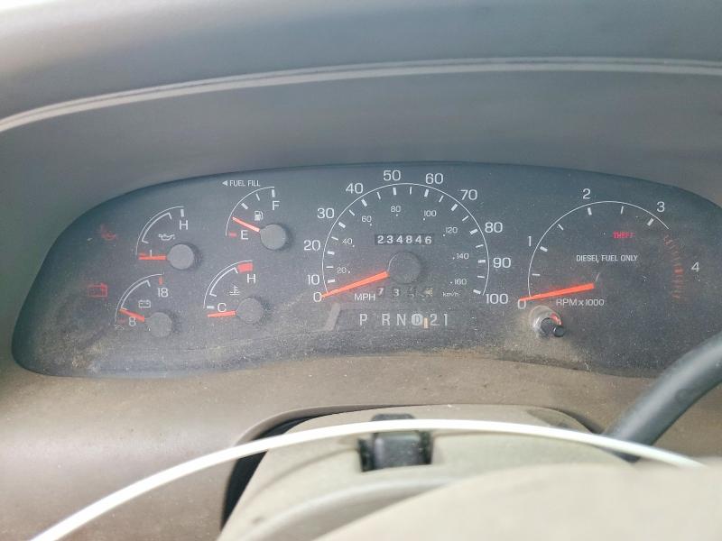Photo 9 from auction – 2000 FORD EXCURSION with VIN 1FMSU43F8YED45694
