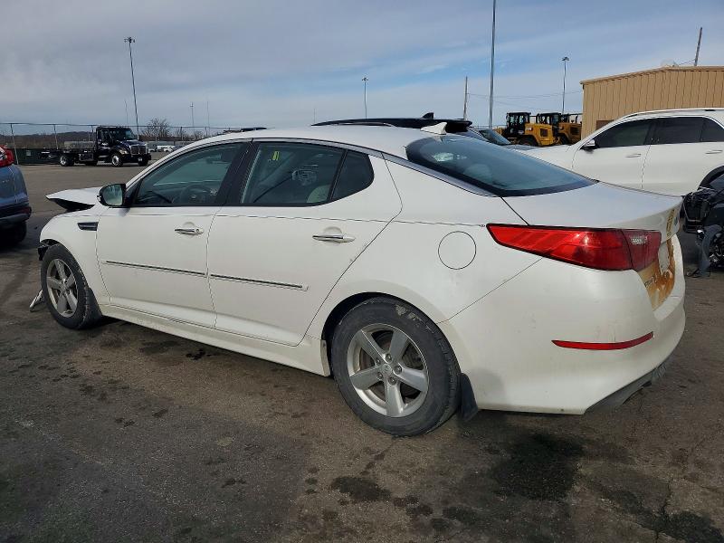 Photo 2 from auction – 2015 KIA OPTIMA LX with VIN KNAGM4A70F5658562