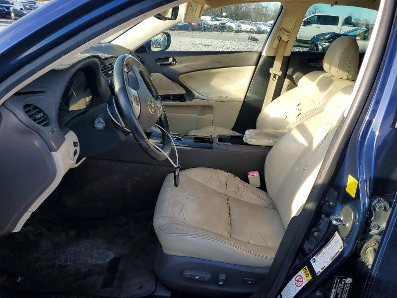 Photo 7 from auction – 2011 LEXUS IS 250 with VIN JTHBF5C28B5129870