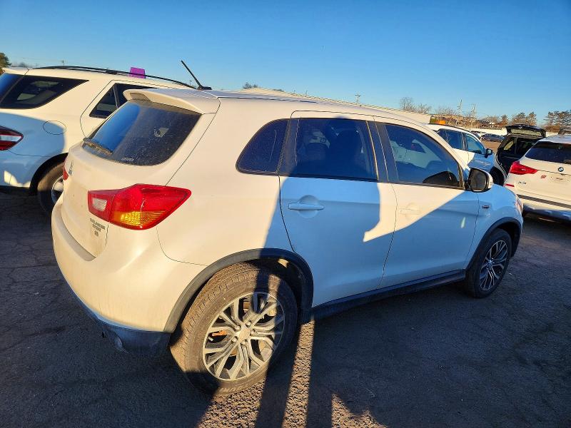 Photo 3 from auction – 2016 MITSUBISHI OUTLANDER with VIN JA4AR3AW7GZ057178