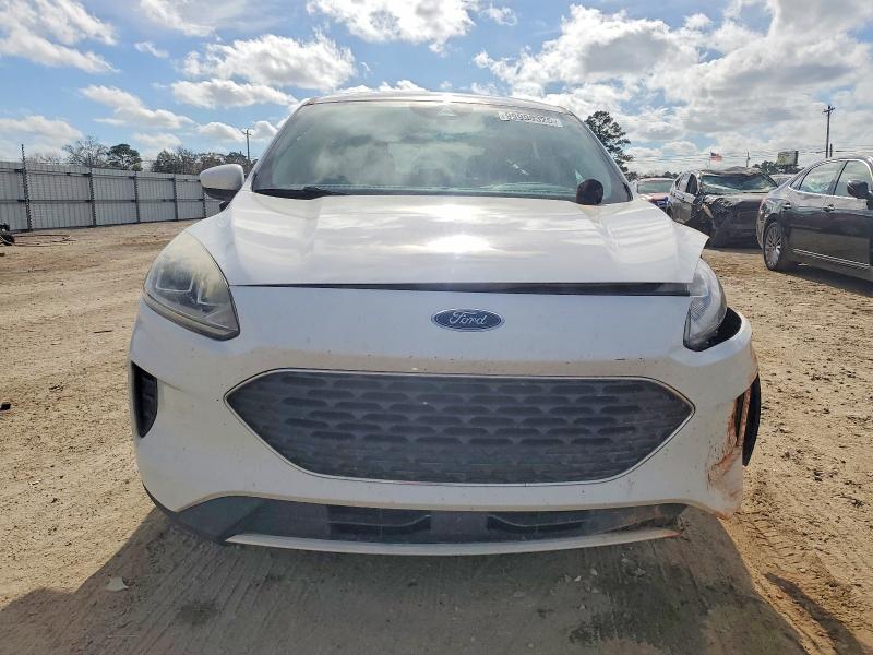 Photo 5 from auction – 2020 FORD ESCAPE SE with VIN 1FMCU0G66LUC71147