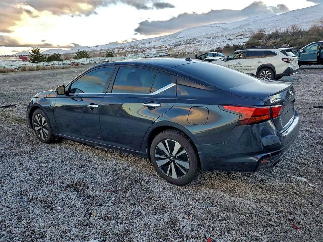 Photo 2 from auction – 2022 NISSAN ALTIMA SV with VIN 1N4BL4DW8NN366407